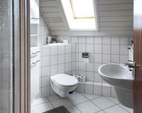Badezimmer Obergeschoss monteurzimmer-burgwedel.de